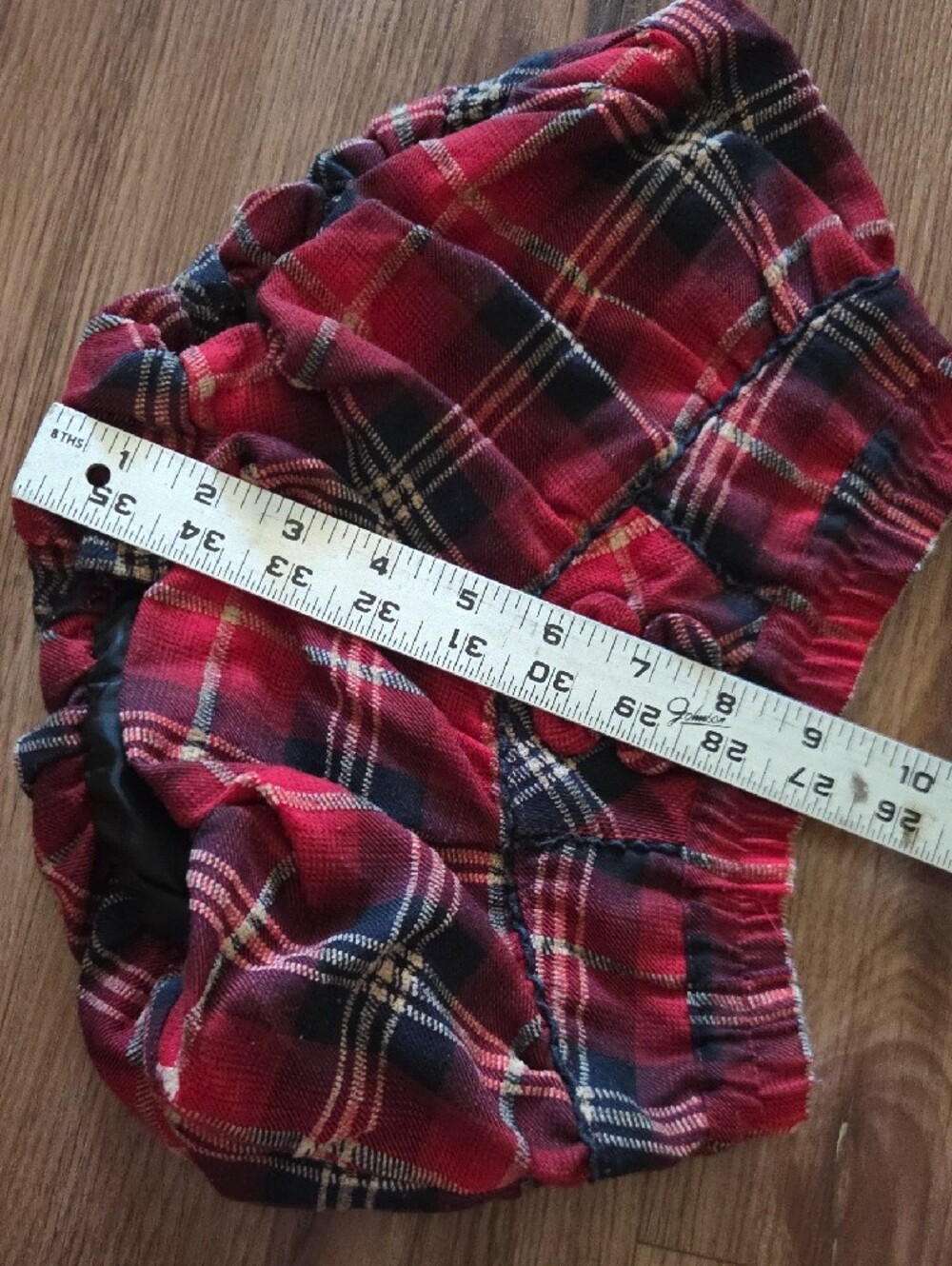 Kinloch Anderson Scottish Kilt Style Red Plaid Skirted Shorts - Picture 8 of 8